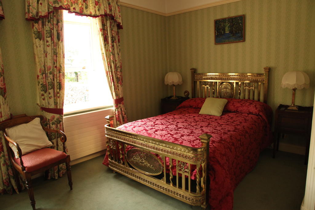 Roscaoin House Hotel Westport Ruang foto